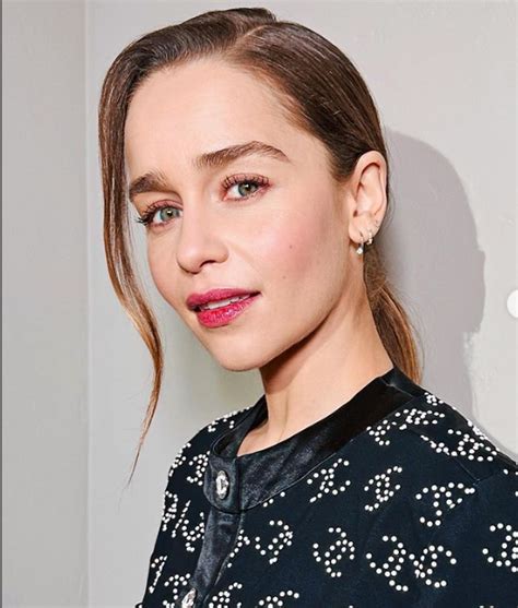 emilia clarke height in feet|Emilia Clarke Height, Age, Family, Biography » StarsUnfolded